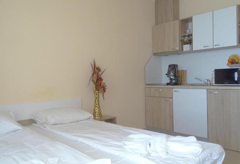 Escritório Estandar Vista Mar, Akrotiria Beach Apart Complex