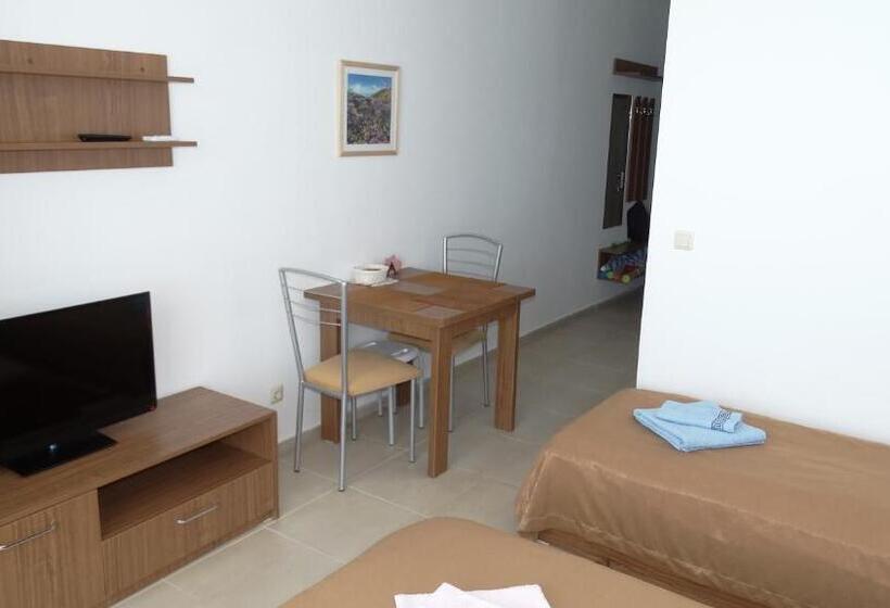 Escritório Superior, Akrotiria Beach Apart Complex