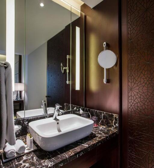 Апартаменты 1 Спальня, Bab Al Qasr Residence