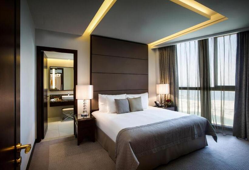 Апартаменты 3 Спальни, Bab Al Qasr Residence