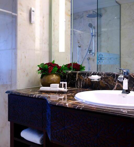 Апартаменты Deluxe 1 Спальня, Bab Al Qasr Residence