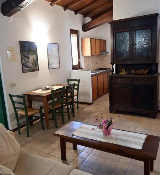 Студия Стандарт, Agriturismo I Due Casali