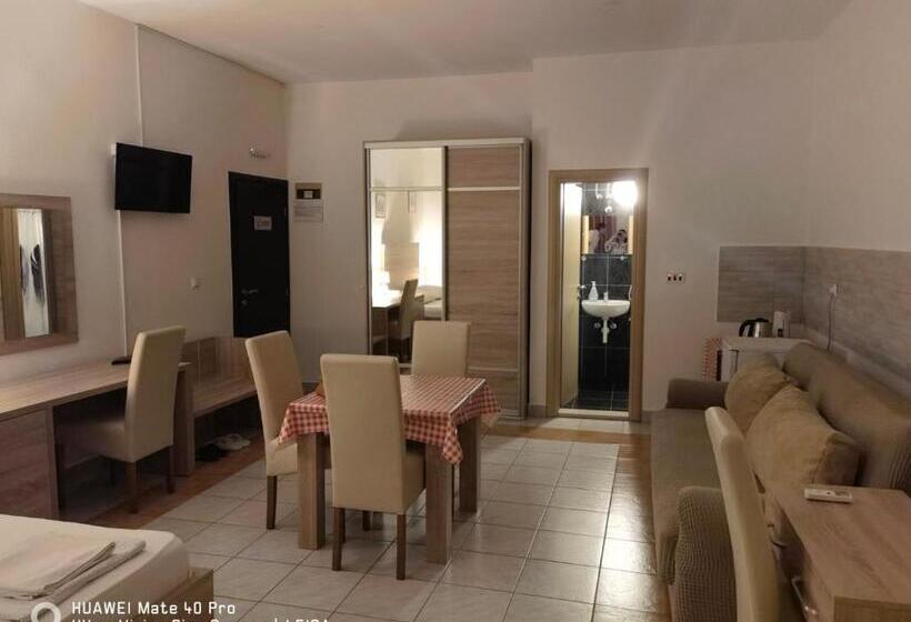 اتاق استاندارد, Lovely Bosnian Home