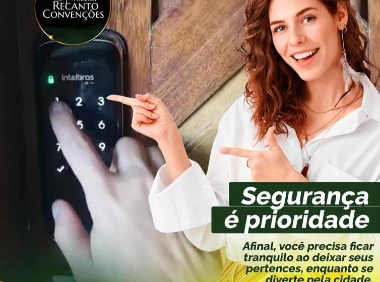 디럭스 스튜디오, Recanto Convenções