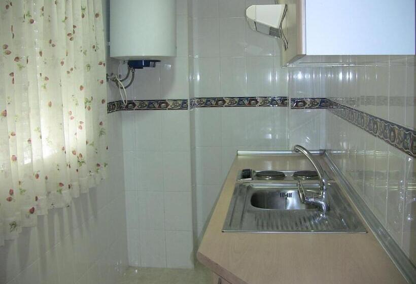 Апартаменты 2 Спальни, Apartahotel Los Hermanos