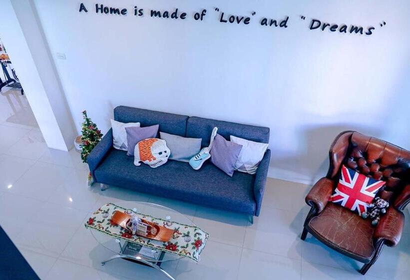 ファミリーステューディオ, Jamjuree Home At Udonthani