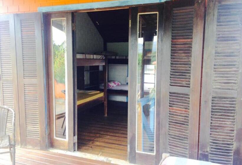 스탠다드 방갈로, Praia Do Rosa Hostel