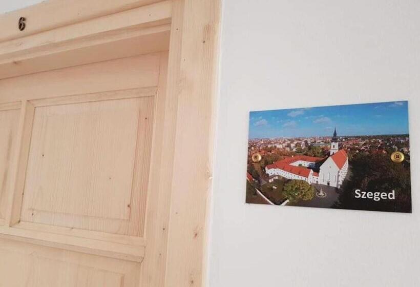اتاق سوپریور, Mátyás Panzió