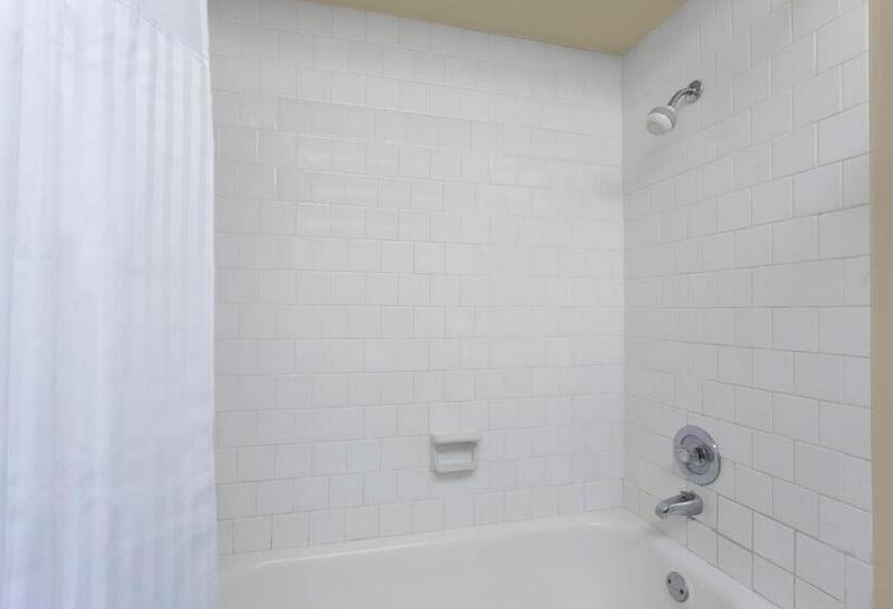 اتاق استاندارد برای معلولان, Days Inn By Wyndham Bellingham Wa