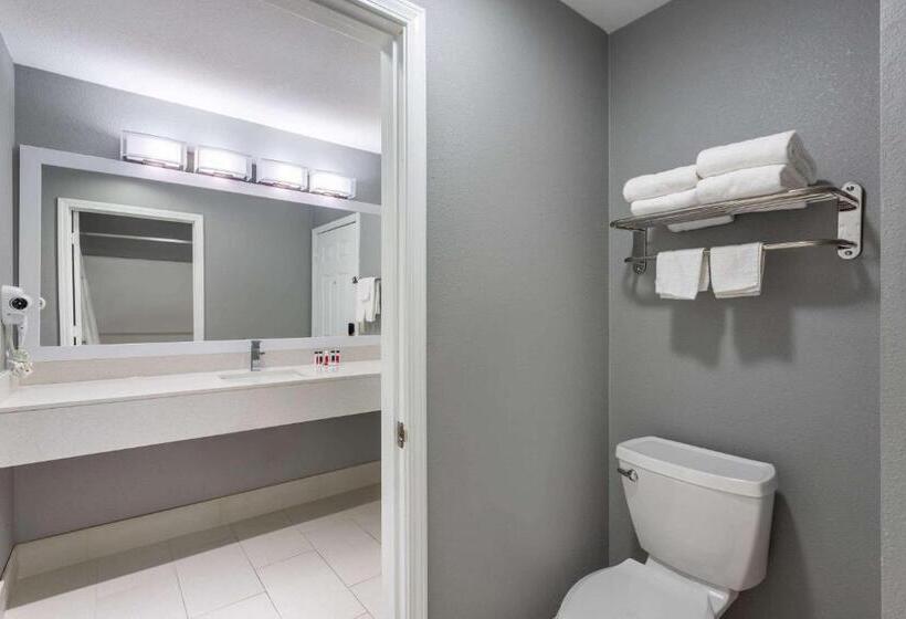 Люкс Superior, Ramada By Wyndham Sellersburg/louisville North