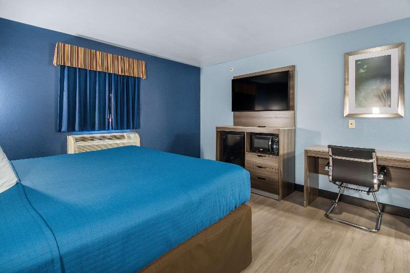 带大床的标准间, Rodeway Inn Carrollton I 35e