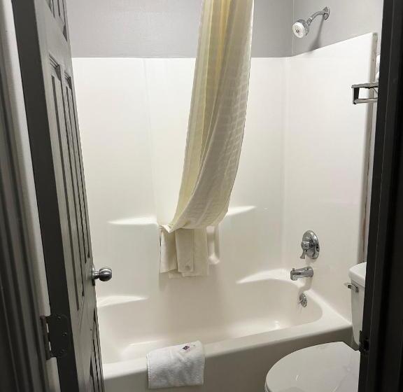 Стандартный Номер Кровать Кинг, Studio 6 Suites Louisville Ky Airport/expo Center