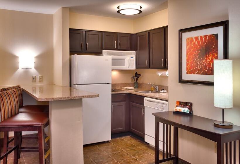 Suite, Staybridge Suites Peoria Downtown, An Ihg