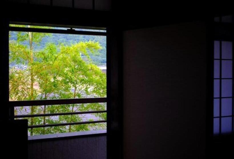 Четырехместный Номер Стандарт, Good Stay Mizuho
