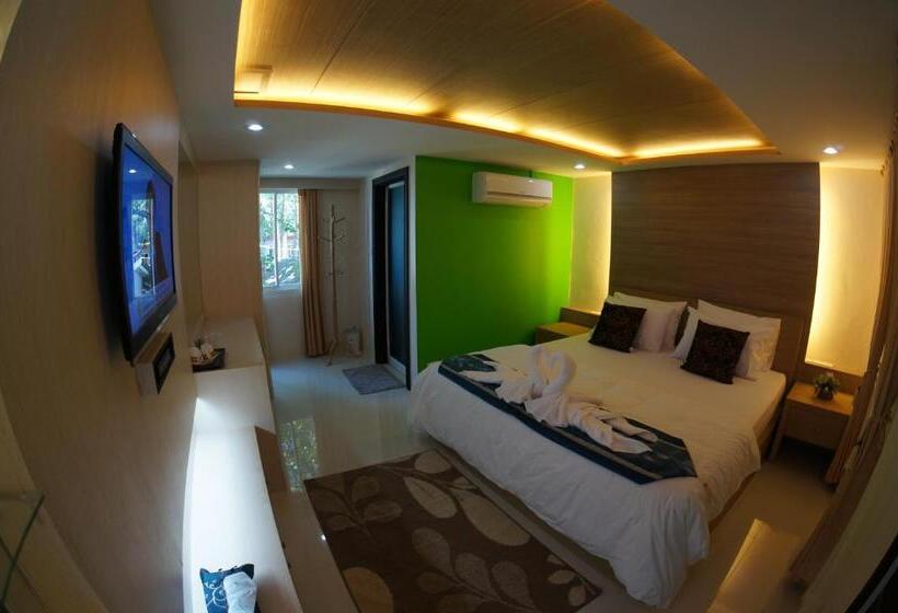 اتاق اکونومی, Tt Naiyang Beach Phuket