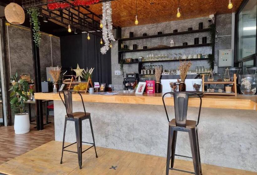 اتاق سوپریور, Tt Naiyang Beach Phuket