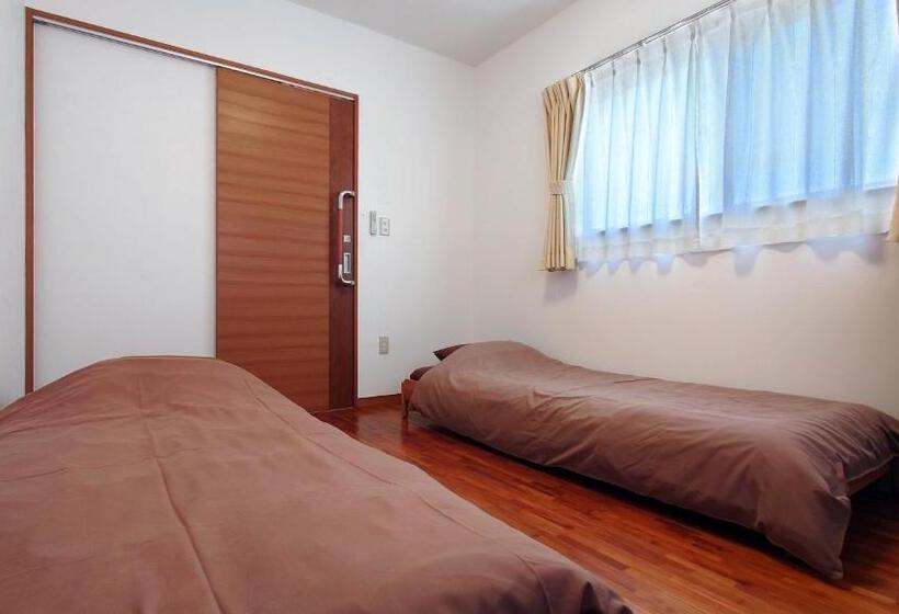 اتاق استاندارد یک نفره, Zerogravity Seisui Villa