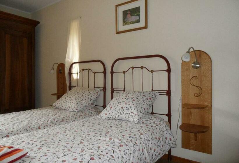 Номер Стандарт, Chambres D Hôtes Domaine Du Bourg