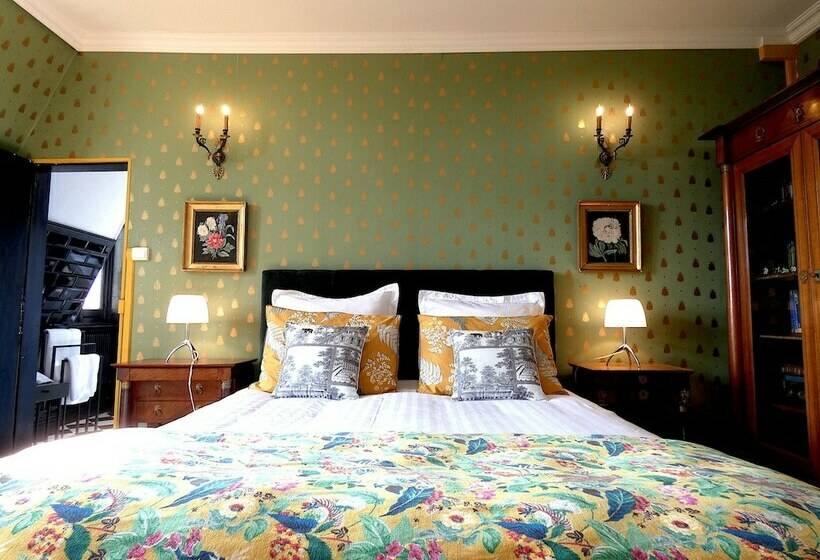 Номер Комфорт, Chateau De Hieville