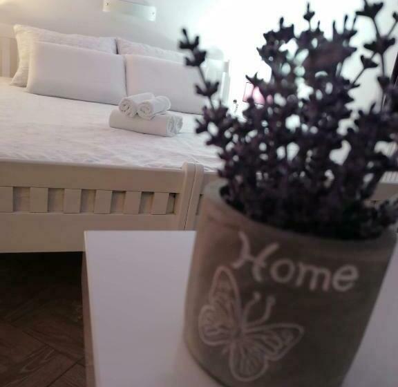 اتاق لوکس, Guest House Mačić