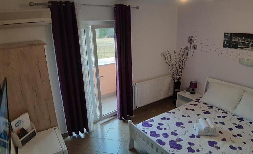 اتاق استاندارد با بالکن, Guest House Mačić