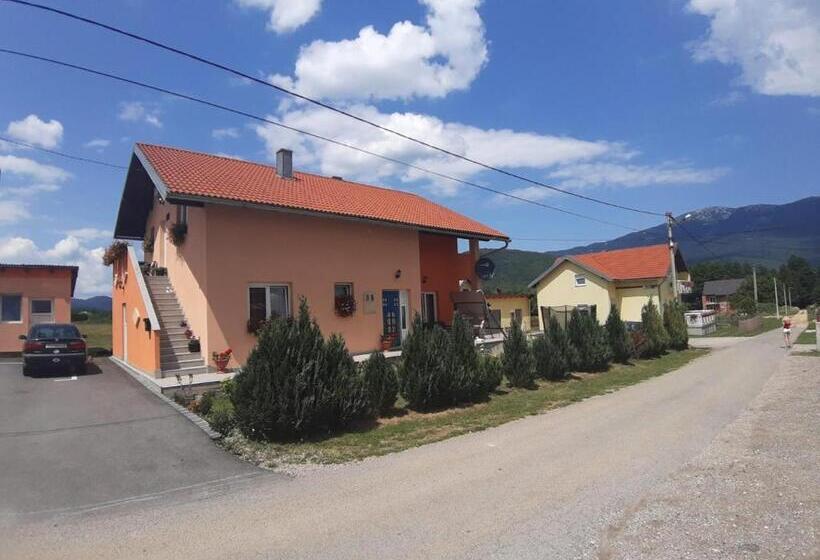 آپارتمان 1 خوابه, Guest House Mačić