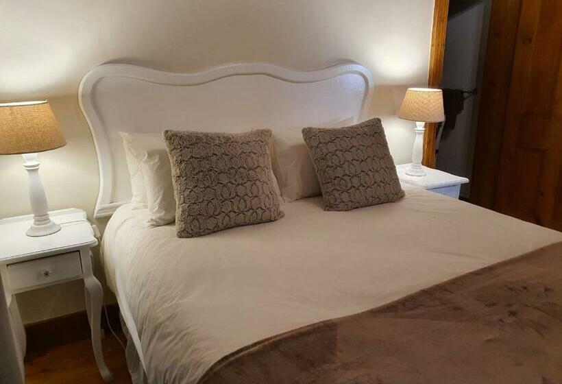 Номер Стандарт, Monte Rosa Guesthouse