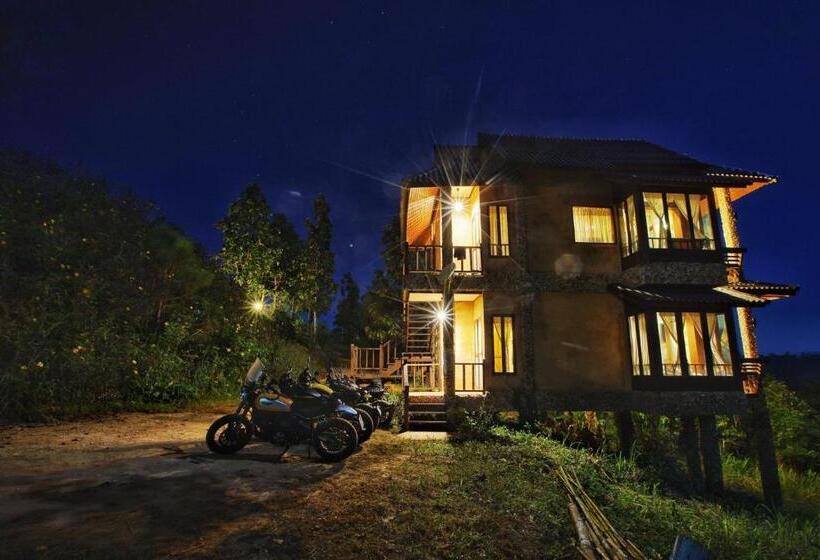 Трехместный Номер Deluxe, Khunyuam Resort