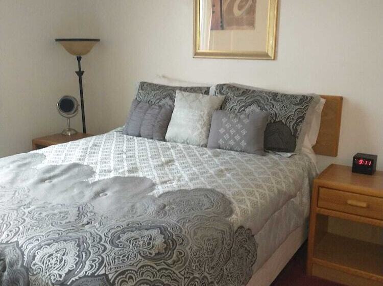 Люкс, Sauk River Inn & Suites, A Travelodge By Wyndham