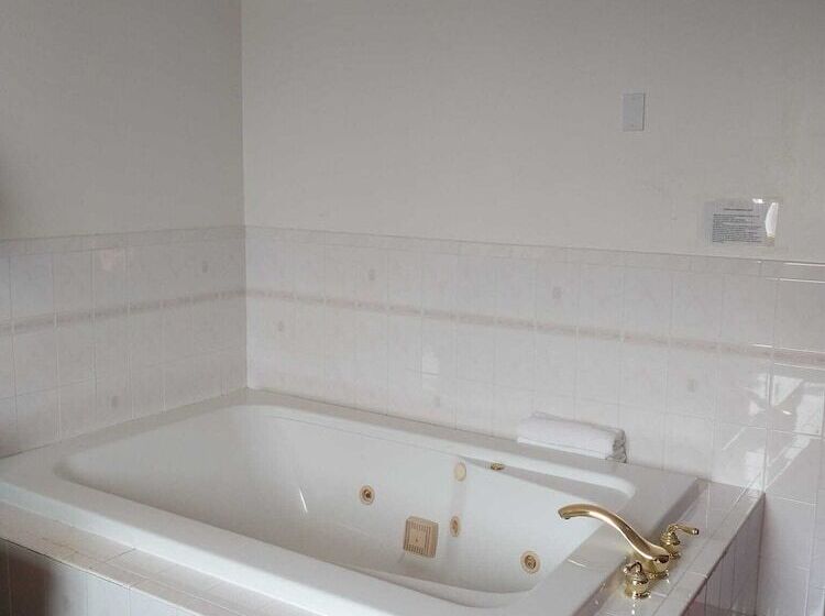 Люкс, Sauk River Inn & Suites, A Travelodge By Wyndham