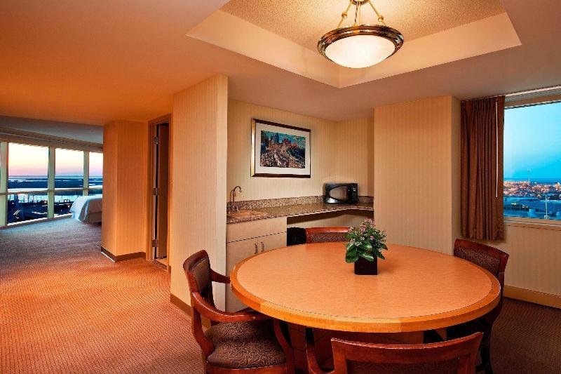 俱乐部房间, Sheraton Atlantic City Convention Center