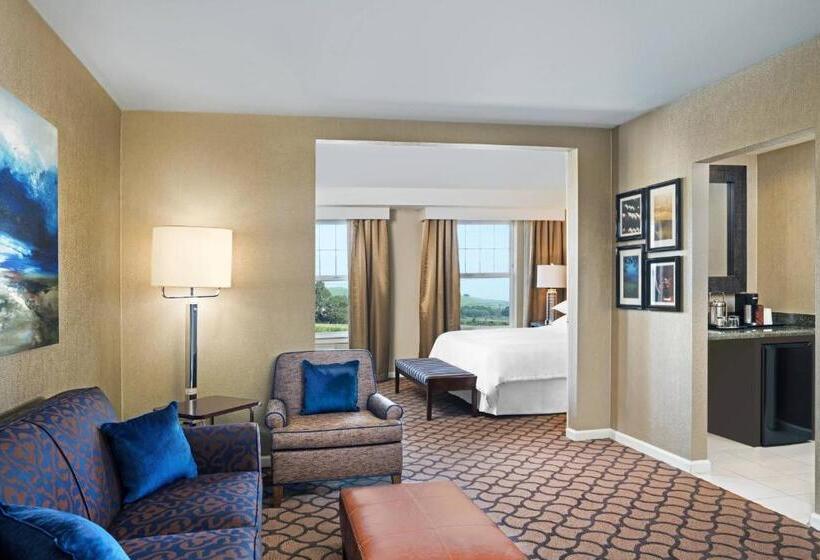 Стандартный Номер Кровать Кинг, Sheraton Sonoma Wine Country Petaluma