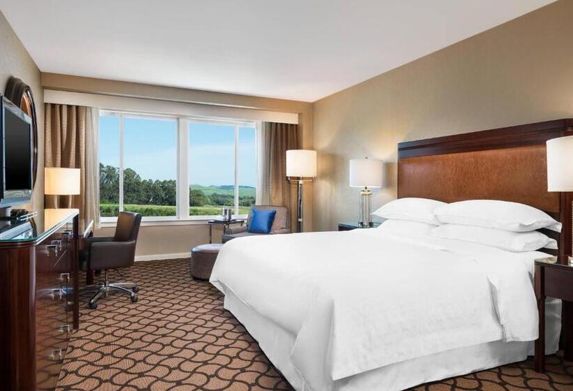 Номер Deluxe Кровать Кинг, Sheraton Sonoma Wine Country Petaluma