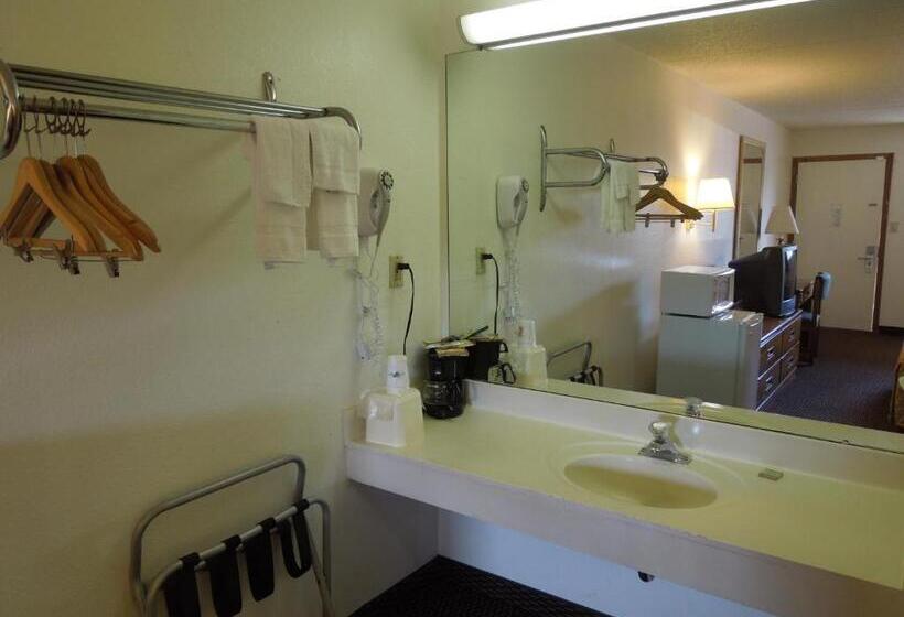 스탠다드 룸 킹사이즈 침대, Super 8 By Wyndham Fort Mitchell Cincinnati Area