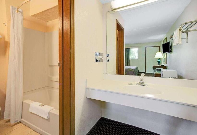스탠다드 룸, Super 8 By Wyndham Fort Mitchell Cincinnati Area