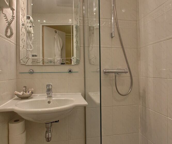 Chambre Supérieure, Timhotel Tour Montparnasse