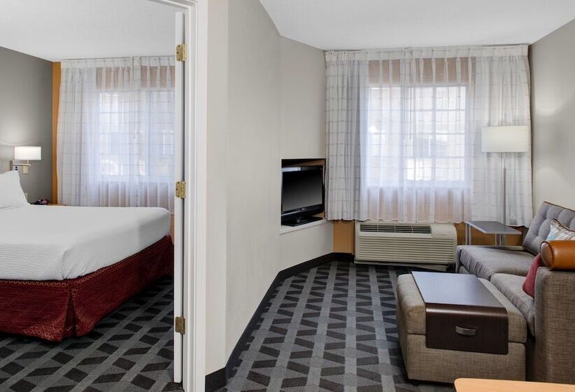 Люкс, Towneplace Suites Wichita East