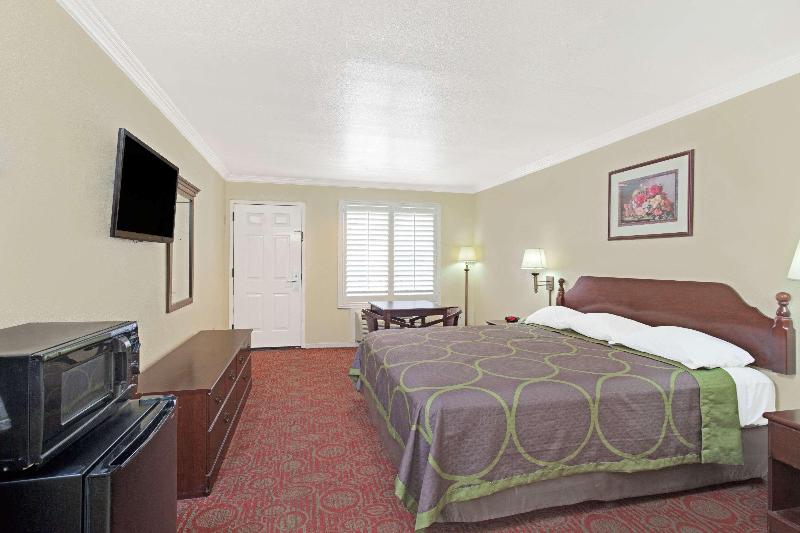 اتاق استاندارد با تخت بزرگ, Super 8 By Wyndham North Hollywood