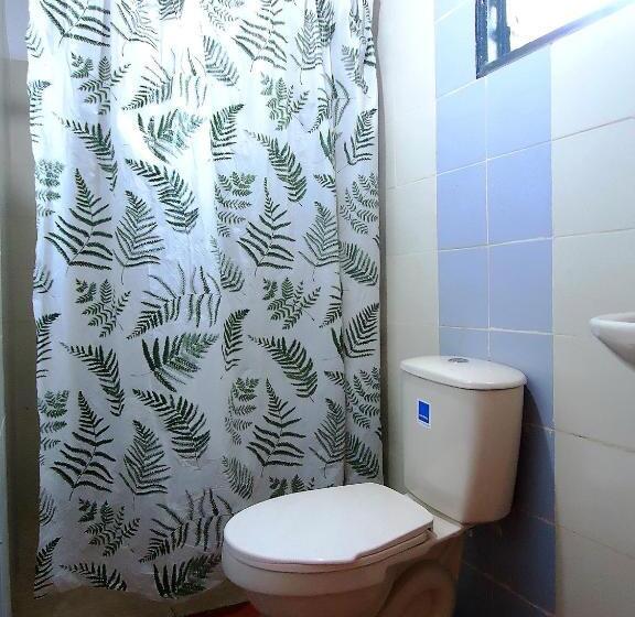 Семейный Номер Совместный Санузел, Vista Hermosa Eco Hostal