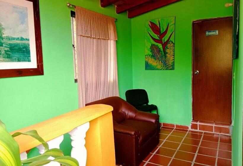 Семейный Номер, Vista Hermosa Eco Hostal