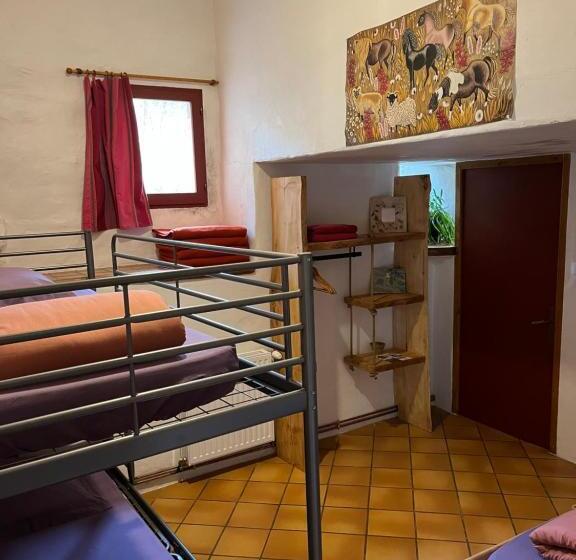 4인용 스탠다드 룸, Chambres D Hôtes Gîte Saint Roch