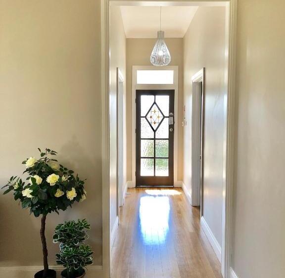 Дом 2 Спальни, Renovated Little Cottage Aberdare Hunter Valley