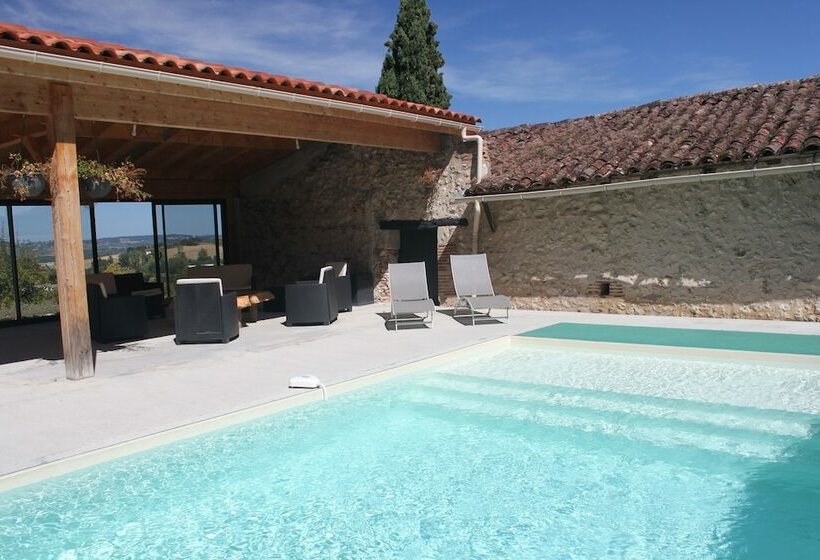 Семейный Номер, Domaine De Calbiac