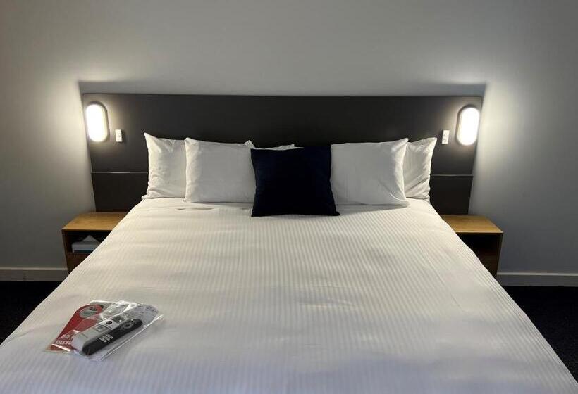스탠다드 룸 킹사이즈 침대, Country Roads Motor Inn Dysart