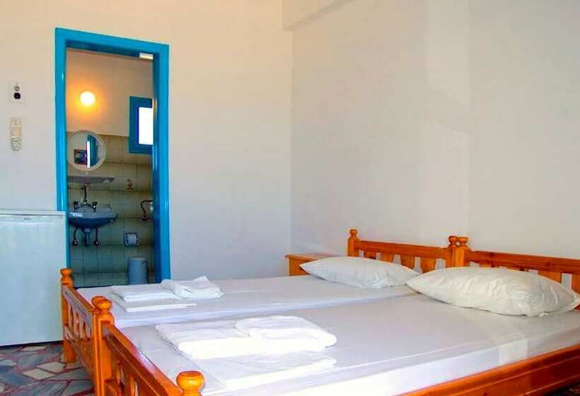 Трехместный Номер Классика, Finikas