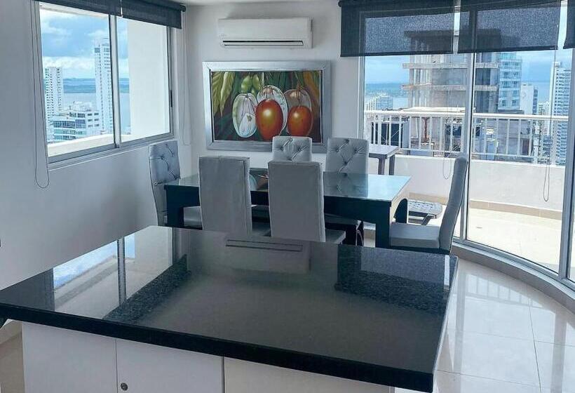 سوییت با چشم‌انداز دریا, Apartamentos Palmetto   Frente Al Mar