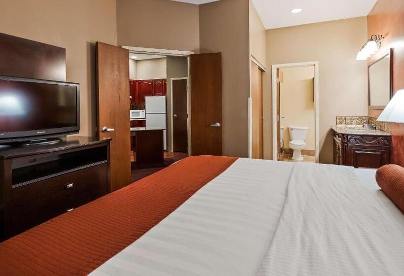 Люкс Кровать Кинг, Best Western Plus Hannaford Inn & Suites