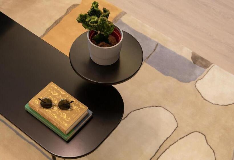 سوییت, Ami Suites