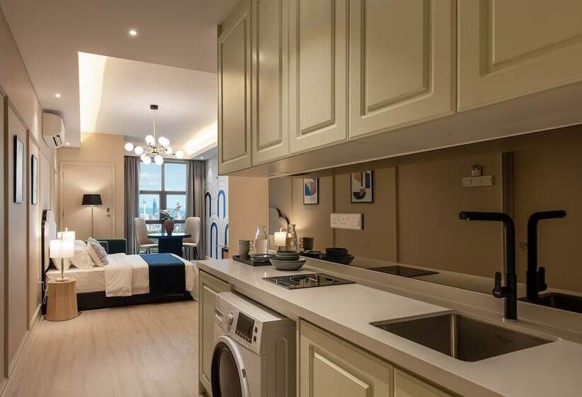 استودیوی استاندارد, Ami Suites