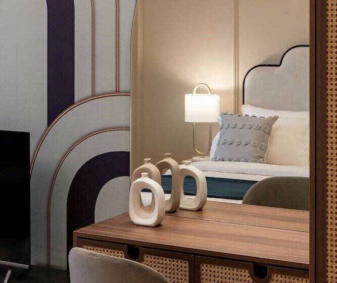 استودیوی استاندارد, Ami Suites